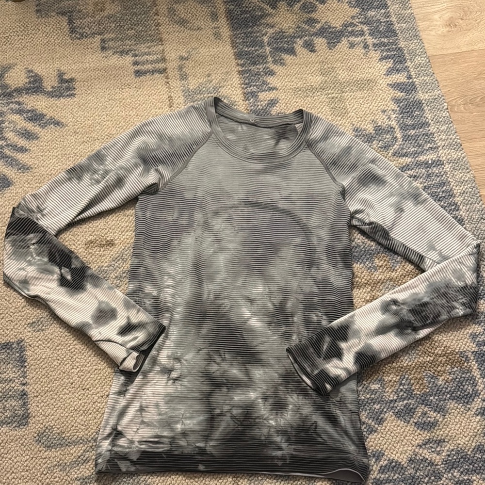 Lululemon swiftly long sleeve top